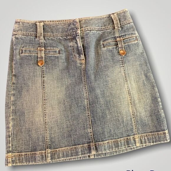 🎄Ann Taylor LOFT Stretch Denim Mini - Picture 1 of 8